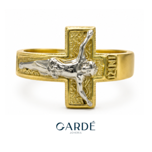 Anillo Cristo Oro Blanco